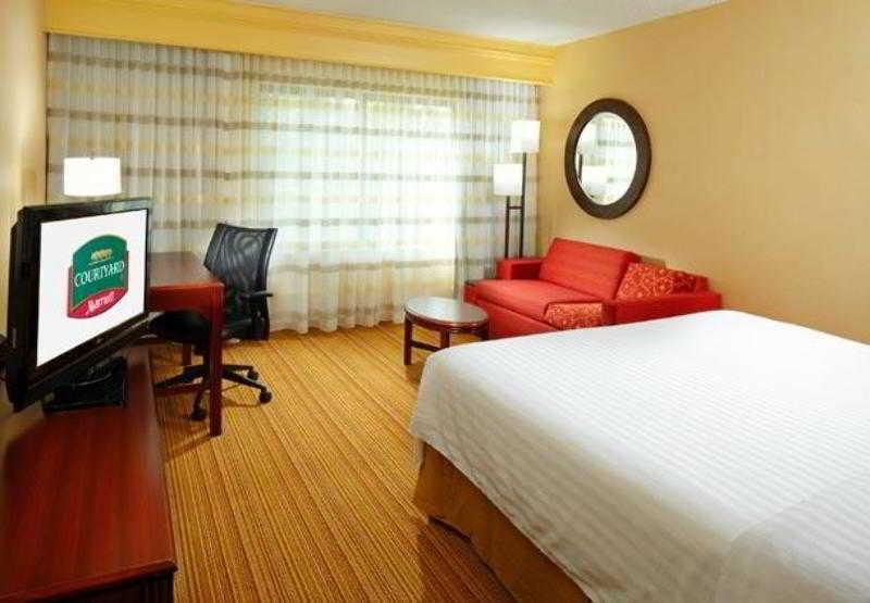 Hotel Courtyard By Marriott Cleveland Willoughby Chambre photo