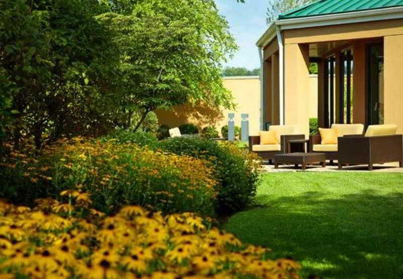 Hotel Courtyard By Marriott Cleveland Willoughby Extérieur photo
